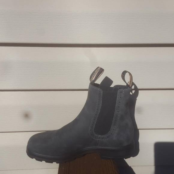 new blundstone boots